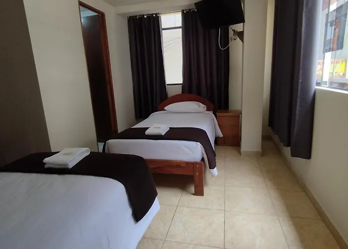 Kuntur House 2*